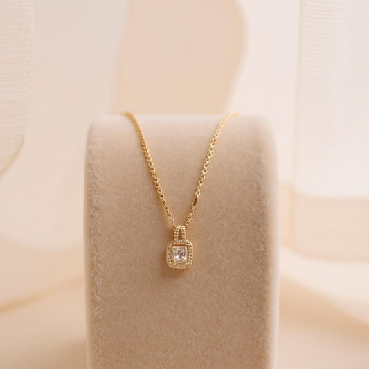 Timeless Threads Celebration Hamper